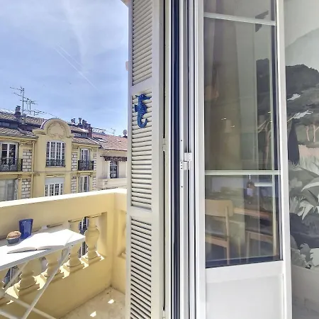 Nestor&jeeves - Seahorse - - Proche * Nizza